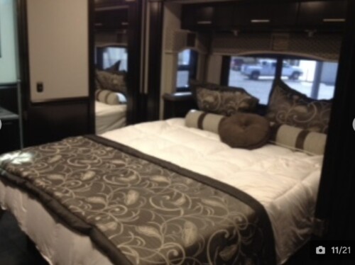 2016 Lone Star 2 Bath Triple Slide Bunk Coach 80K Miles, Loaded, Available Today - Image 11